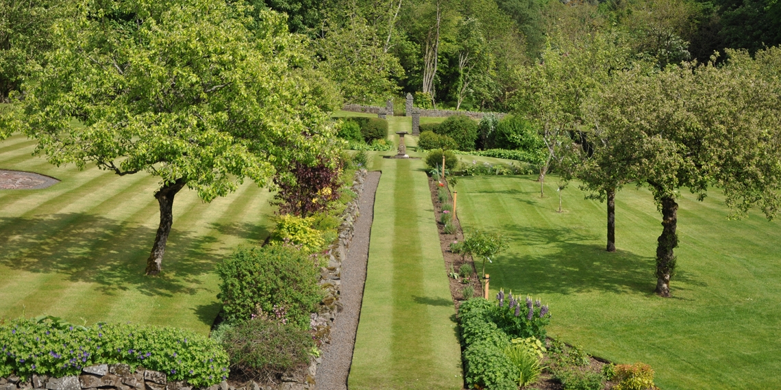 The Grounds To Sundial